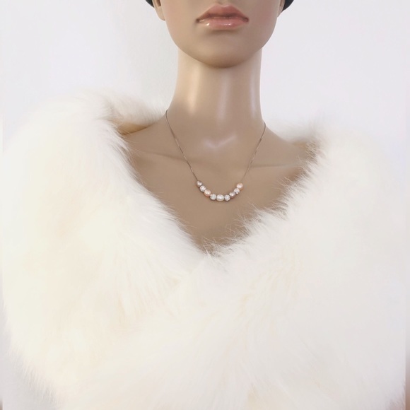 Genuine Freshwater Rice Pearl Necklace - Picture 7 of 13